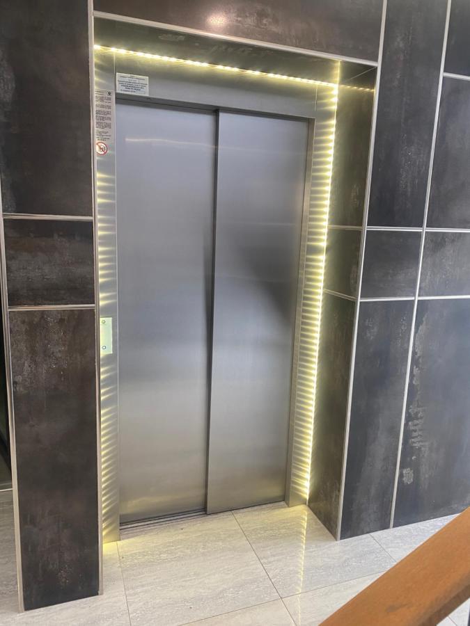 Good Vibes Apartment オラデア エクステリア 写真